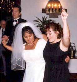 gladysdebweddingdancesm.jpg (20826 bytes)